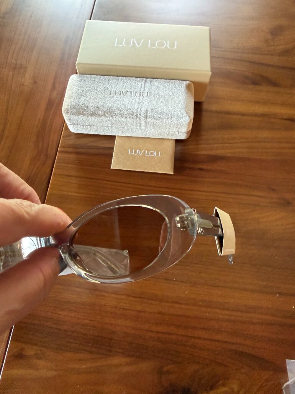Luv Lou Morgan sunglasses crystal mauve Brand new in case - Picture 2 of 6